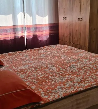 דירה For Families Only
